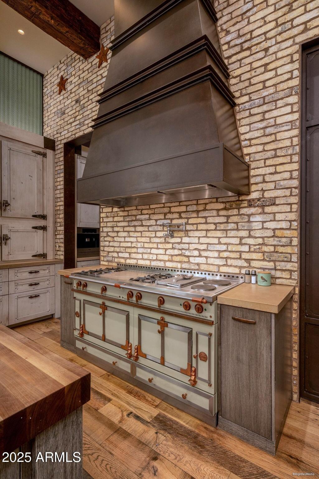 21423 South 147th Street Gilbert, AZ 85298 - Photo 31 of 169 CHEF'S KITCHEN