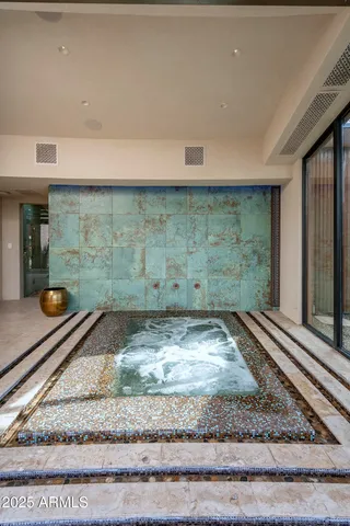 $20,000,000 | 21423 South 147th Street, Gilbert, AZ 85298