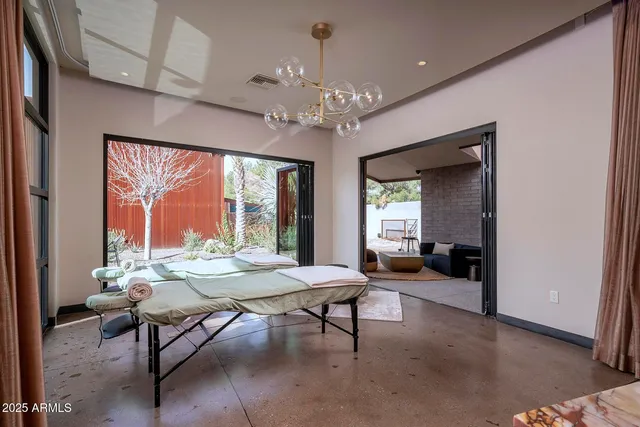 $20,000,000 | 21423 South 147th Street, Gilbert, AZ 85298