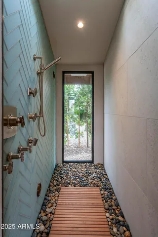 $20,000,000 | 21423 South 147th Street, Gilbert, AZ 85298