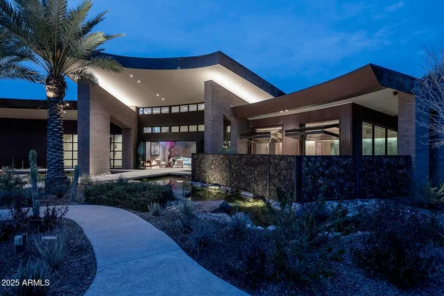 $20,000,000 | 21423 South 147th Street, Gilbert, AZ 85298