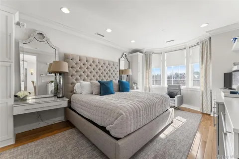 $999,000 | 1 Christie Place, Unit 406W, Scarsdale, NY 10583