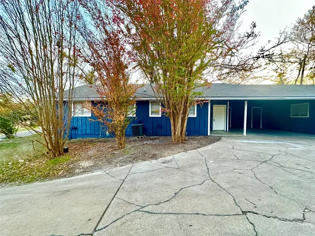 $1,575 | 4302 Scottsdale Road, Unit B, Austin, TX 78721