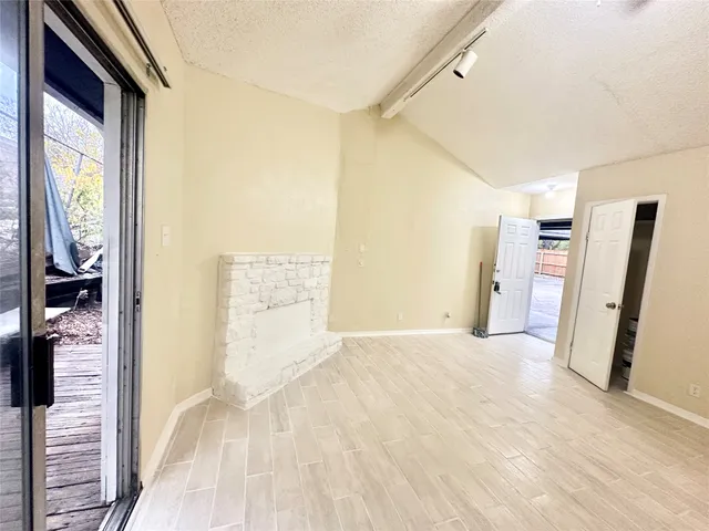 $1,495 | 4302 Scottsdale Road, Unit B, Austin, TX 78721