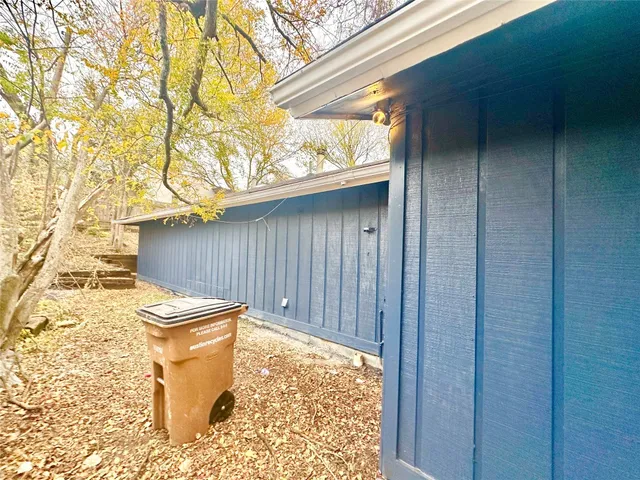 $1,575 | 4302 Scottsdale Road, Unit B, Austin, TX 78721