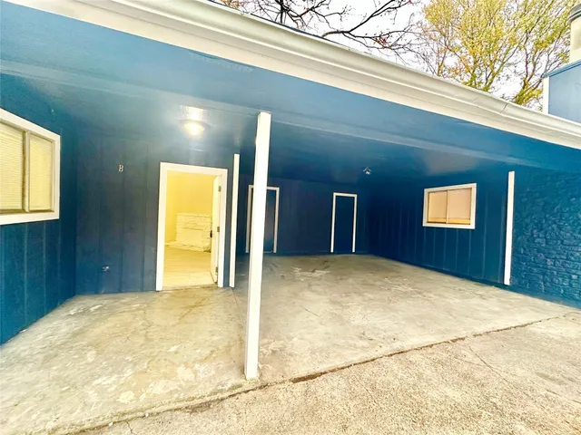 $1,575 | 4302 Scottsdale Road, Unit B, Austin, TX 78721