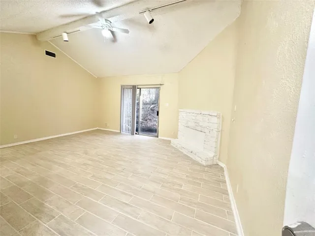 $1,575 | 4302 Scottsdale Road, Unit B, Austin, TX 78721