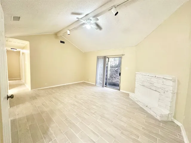 $1,575 | 4302 Scottsdale Road, Unit B, Austin, TX 78721