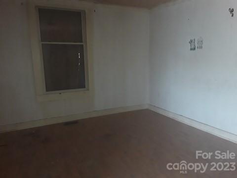 1289 Virginia Road Marion, NC 28752 - Photo 12 of 18 Gallery Image 12