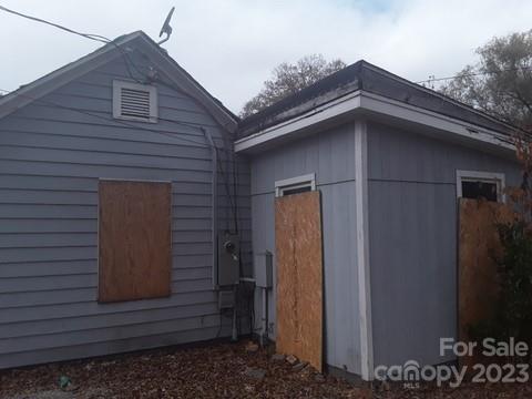 1289 Virginia Road Marion, NC 28752 - Photo 4 of 18 Gallery Image 4