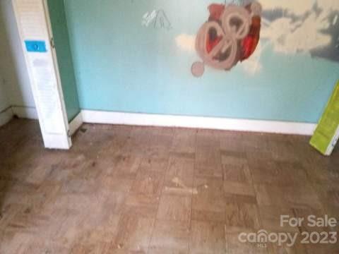 1289 Virginia Road Marion, NC 28752 - Photo 5 of 18 Gallery Image 5