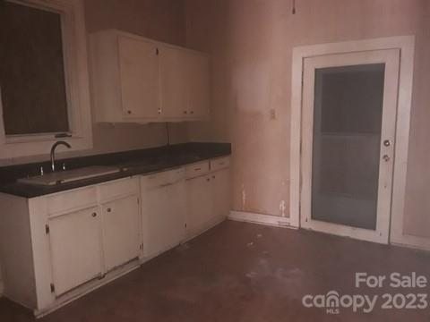 1289 Virginia Road Marion, NC 28752 - Photo 9 of 18 Gallery Image 9