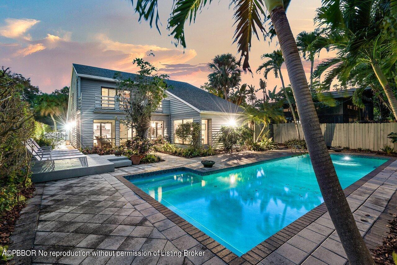 1111 Southwest 19th Street Boca Raton, FL 33486 - Photo 33 of 37 a view of a backyard with swimming pool