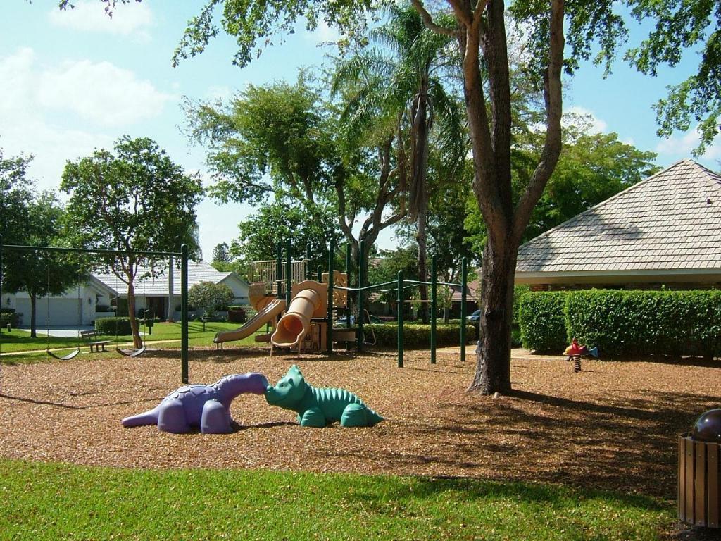 4890 Regency Court Boca Raton, FL 33434 - Photo 38 of 41 Playground