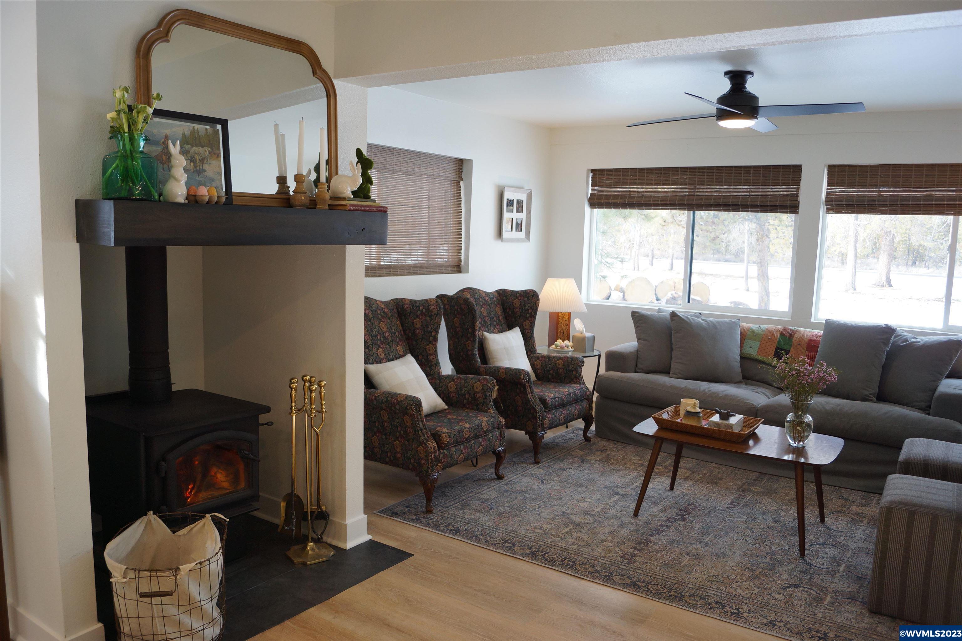 16695 Burgess Road La Pine, OR 97739 - Photo 28 of 38 Gallery Image 28