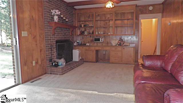 5 Queensbury Road Greenville, SC 29617 - Photo 4 of 24 Gallery Image 4