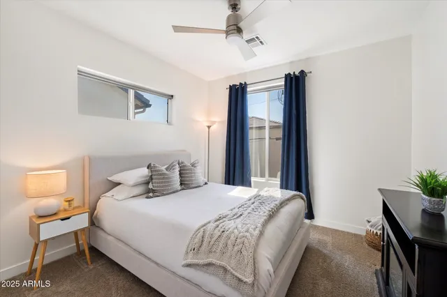 $3,000 | 3030 North 38th Street, Unit 110, Phoenix, AZ 85018