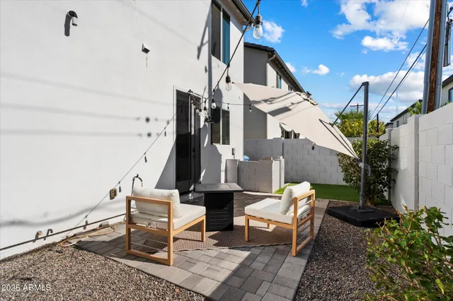 $3,000 | 3030 North 38th Street, Unit 110, Phoenix, AZ 85018