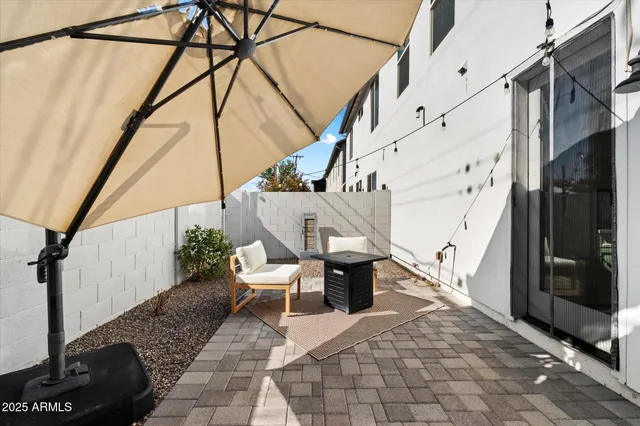 $3,000 | 3030 North 38th Street, Unit 110, Phoenix, AZ 85018