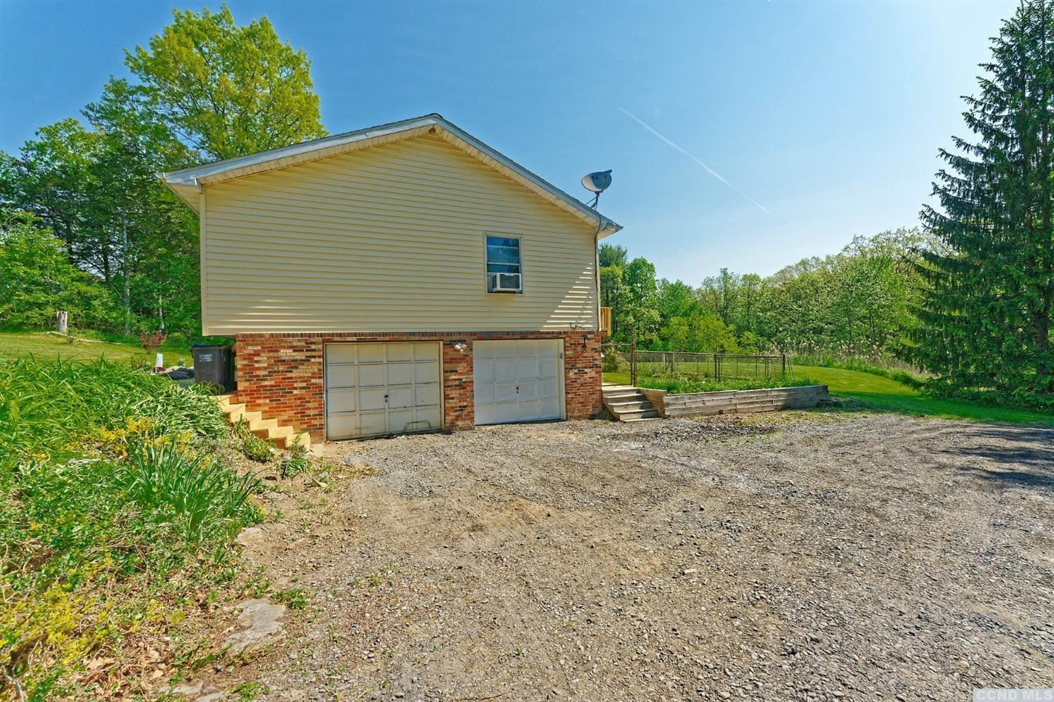 110 Bushendorf Road Ravena, NY 12143 - Photo 4 of 46 Photo 4