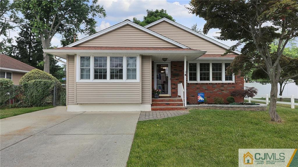 4 Milton Place Middlesex, NJ 08846 - Photo 1 of 37