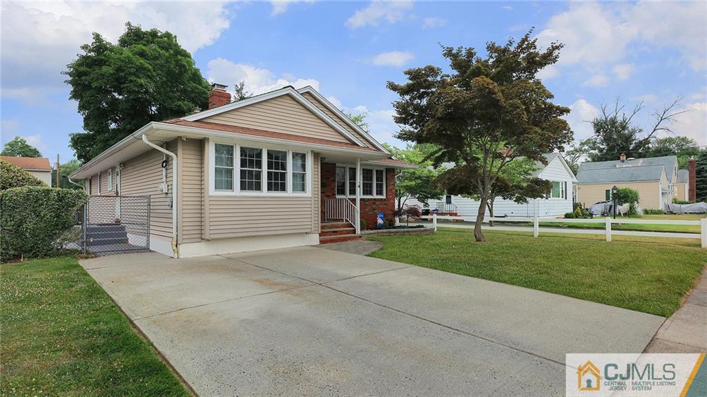 4 Milton Place Middlesex, NJ 08846 - Photo 2 of 37