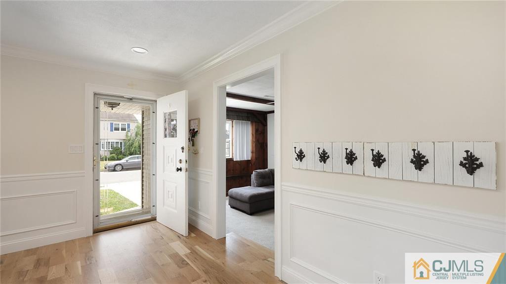 4 Milton Place Middlesex, NJ 08846 - Photo 8 of 37