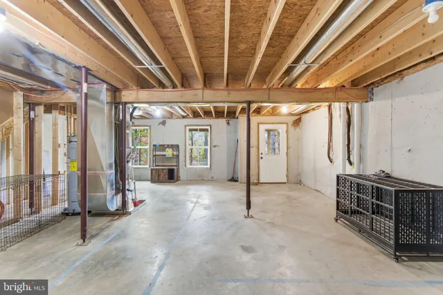 a view of a hallway with closet