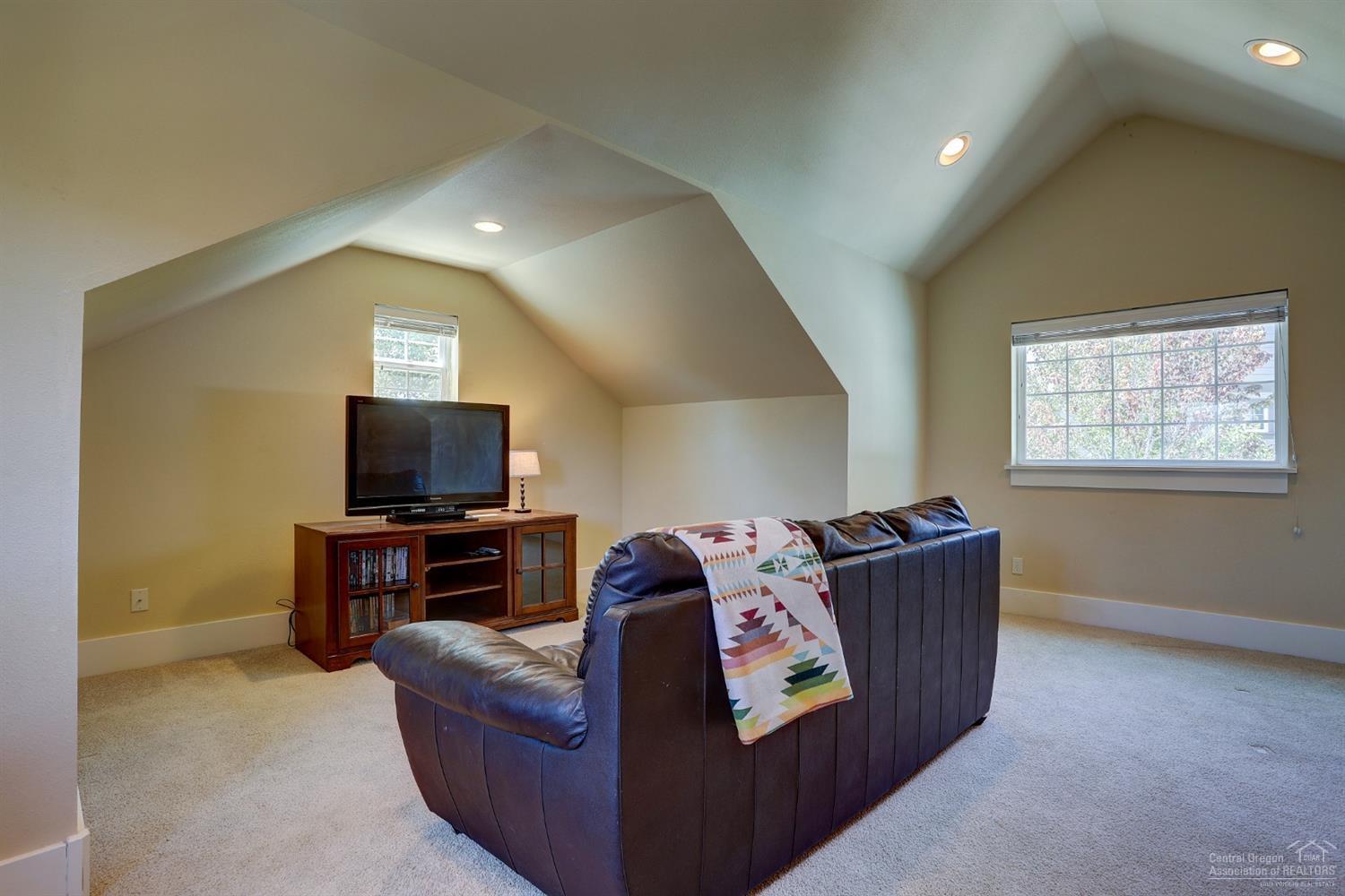 3402 Northeast Wild Rivers Loop Bend, OR 97701 - Photo 18 of 25 Additional Photo