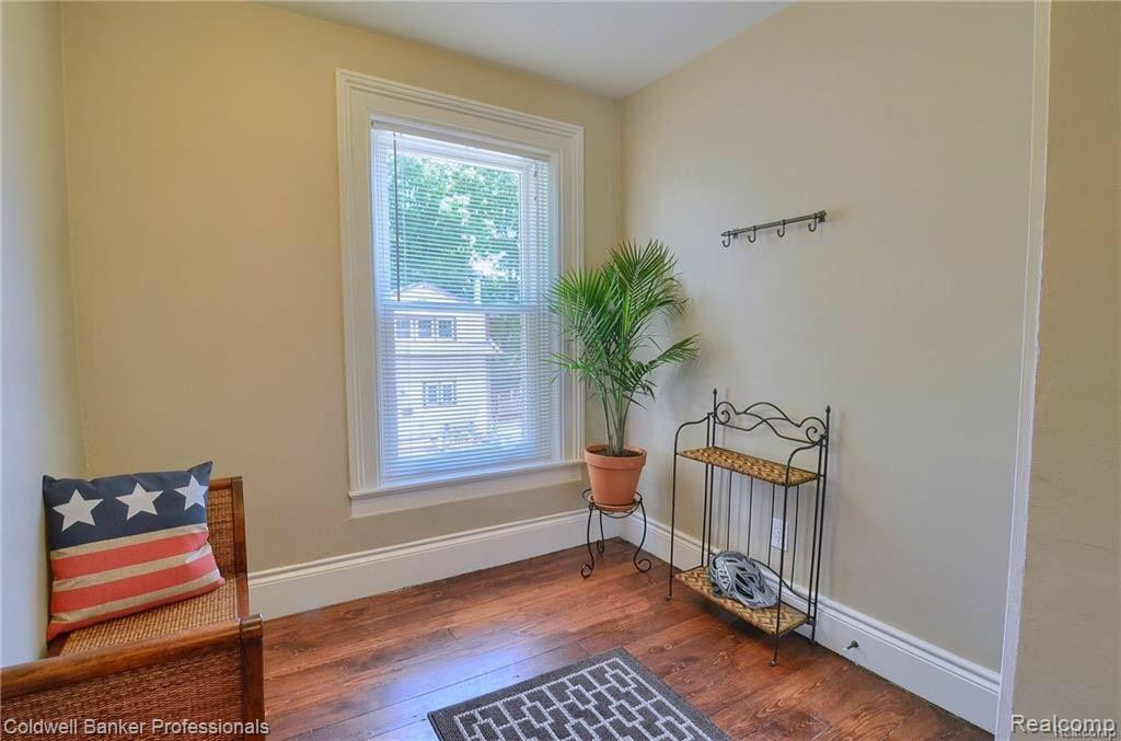 501 West 3rd Street Rochester, MI 48307 - Photo 35 of 36 Gallery Image 35