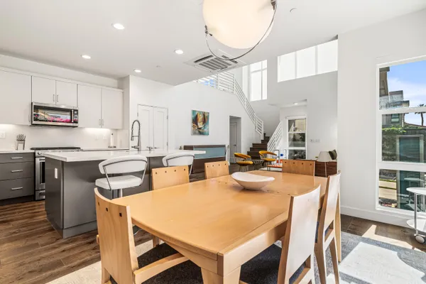 $910,000 | 2726 Sunrise Sonata Lane, Palm Springs, CA 92262