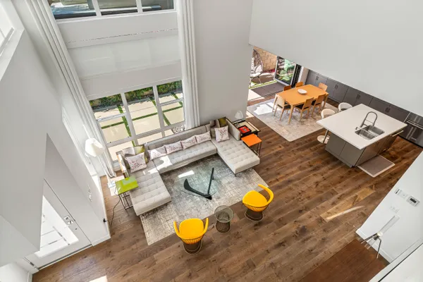 $910,000 | 2726 Sunrise Sonata Lane, Palm Springs, CA 92262