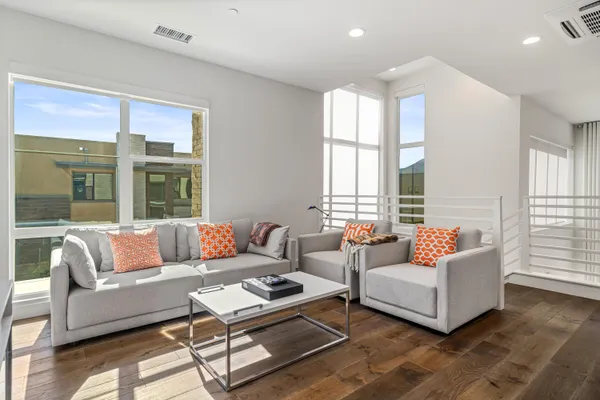 $910,000 | 2726 Sunrise Sonata Lane, Palm Springs, CA 92262