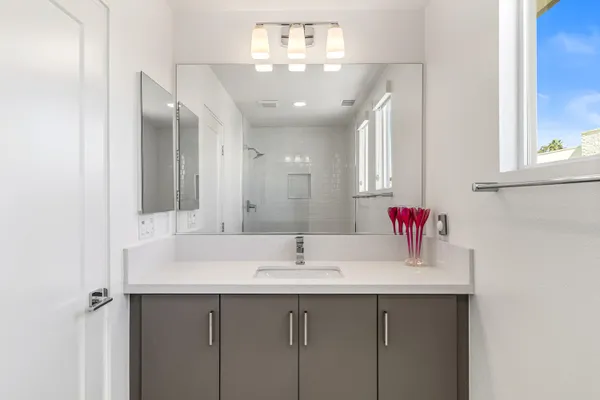 $910,000 | 2726 Sunrise Sonata Lane, Palm Springs, CA 92262