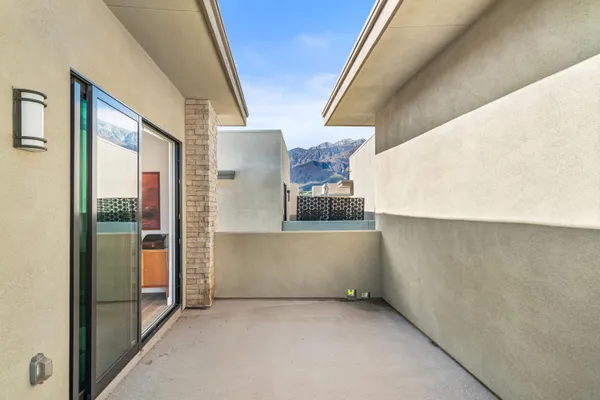 $910,000 | 2726 Sunrise Sonata Lane, Palm Springs, CA 92262