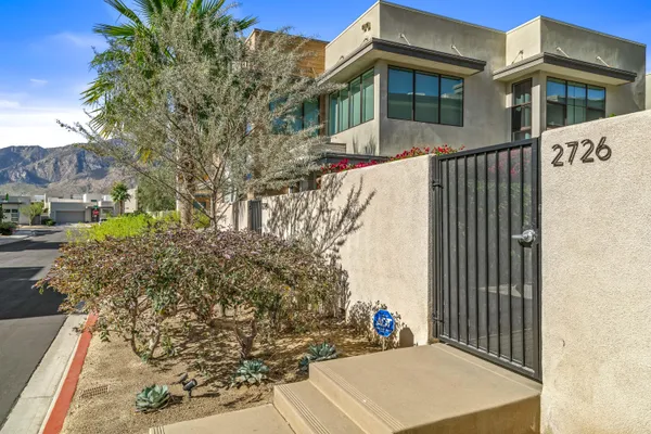 $910,000 | 2726 Sunrise Sonata Lane, Palm Springs, CA 92262