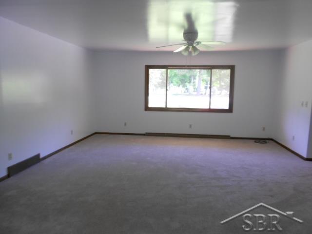 9435 Midland Road Freeland, MI 48623 - Photo 4 of 21