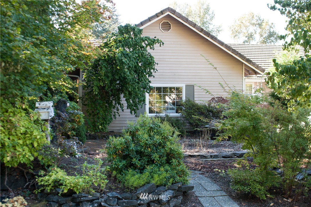 1280 East Old Ranch Road Allyn, WA 98524 - Photo 4 of 23 Gallery Image 4