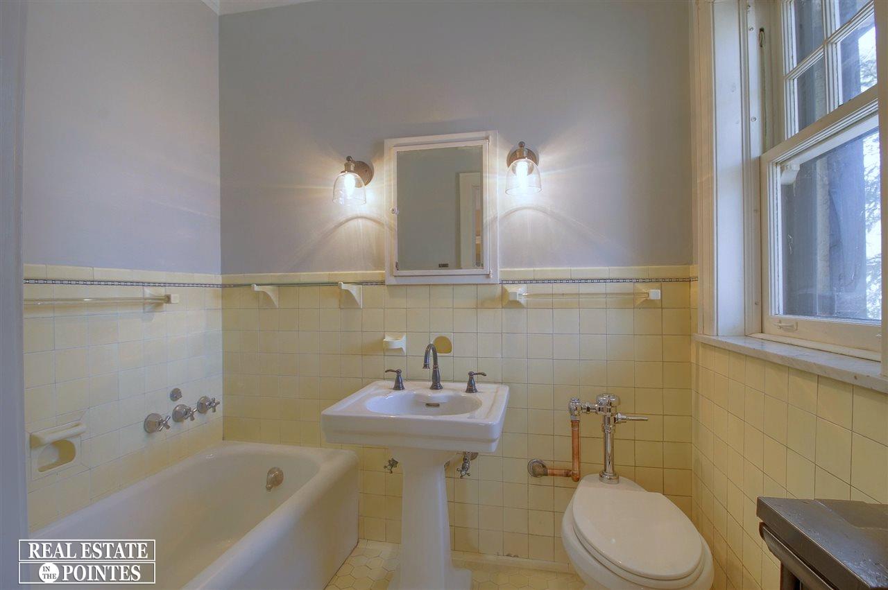 1005 Whittier Road Grosse Pointe Park, MI 48230 - Photo 38 of 63