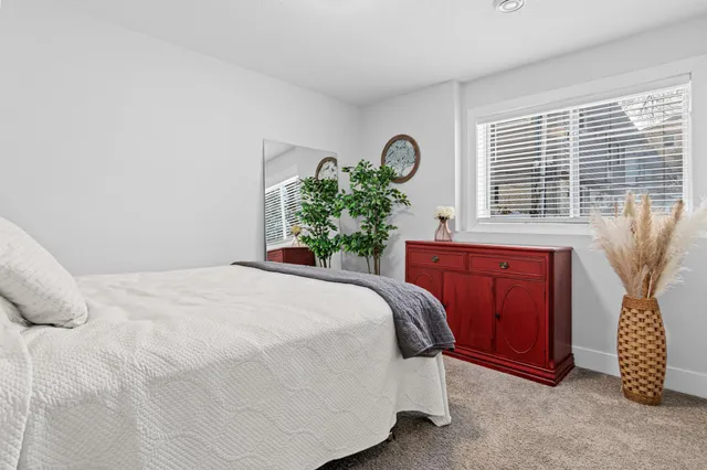 $444,900 | 3255 Indiana Avenue North, Robbinsdale, MN 55422