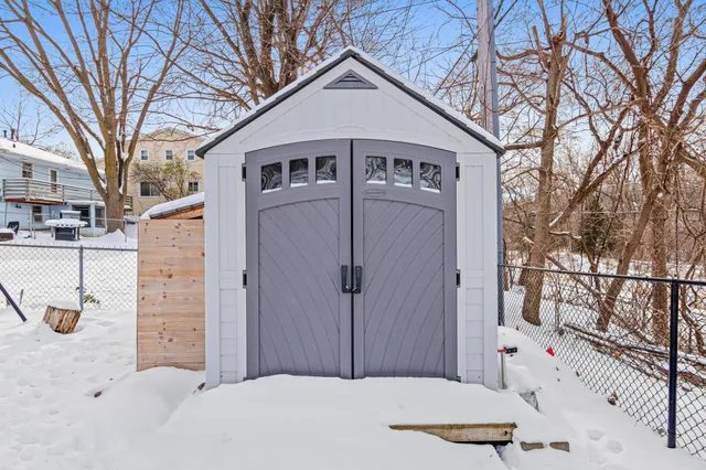 $444,900 | 3255 Indiana Avenue North, Robbinsdale, MN 55422