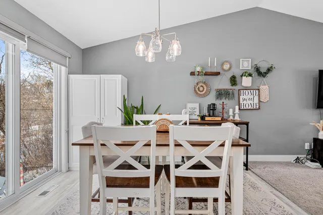 $444,900 | 3255 Indiana Avenue North, Robbinsdale, MN 55422