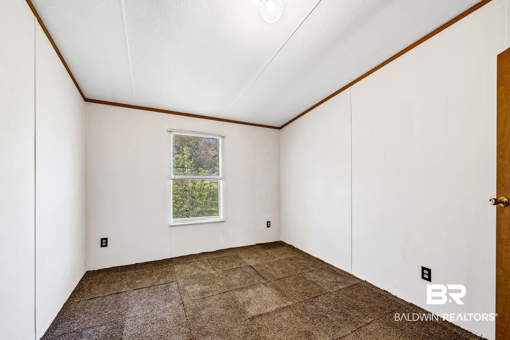 24300 Pinewood Lane Robertsdale, AL 36567 - Photo 19 of 36