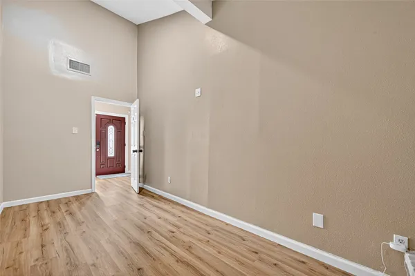 $215,000 | 12114 McKamy Drive, Houston, TX 77067