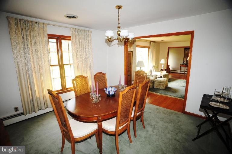8804 Briarcroft Lane Laurel, MD 20708 - Photo 2 of 29 Dining Room