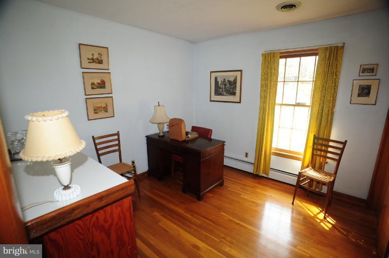 8804 Briarcroft Lane Laurel, MD 20708 - Photo 13 of 29 Bedroom