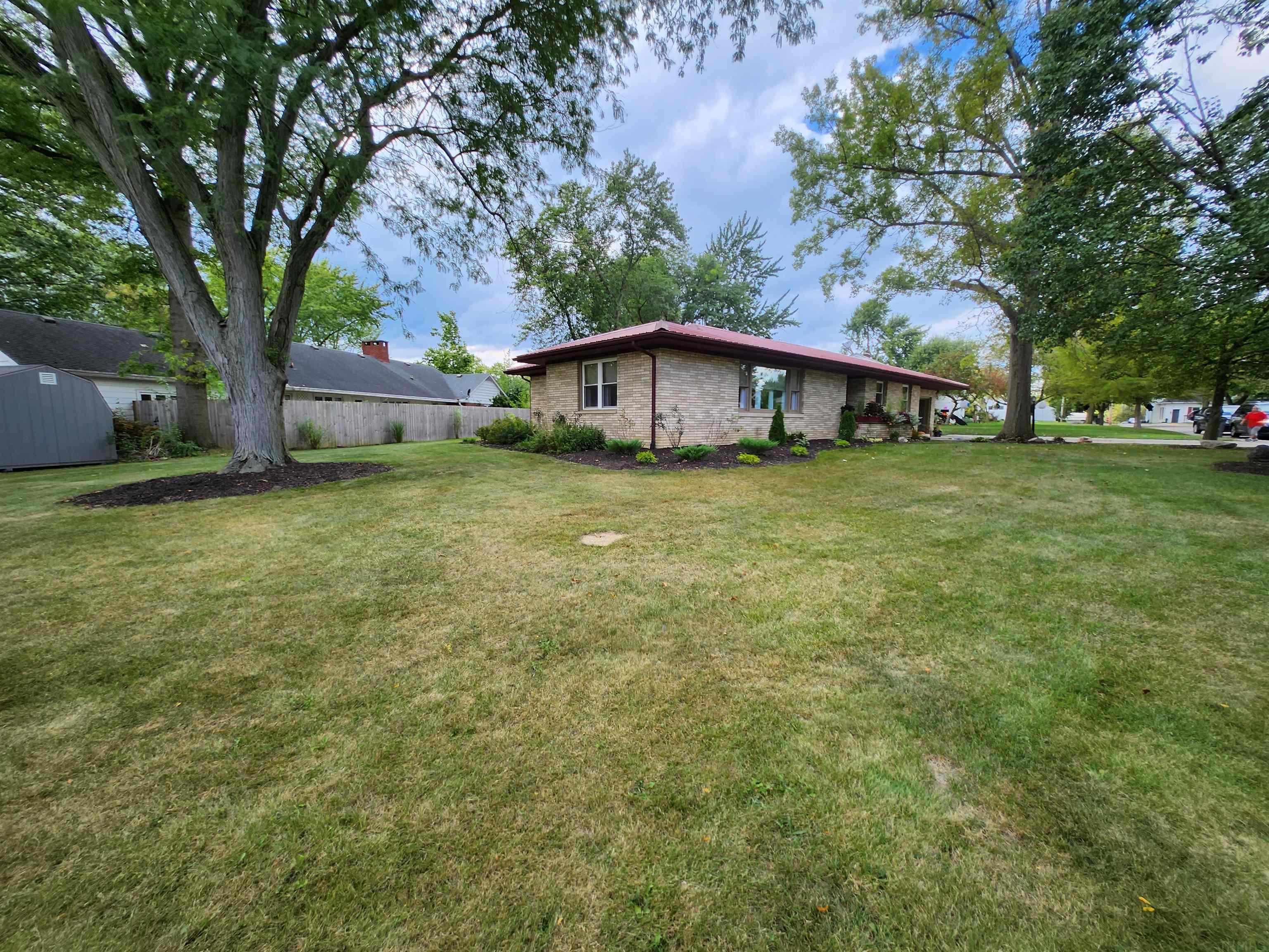 132 Porter Vista Decatur, IN 46733 - Photo 3 of 29