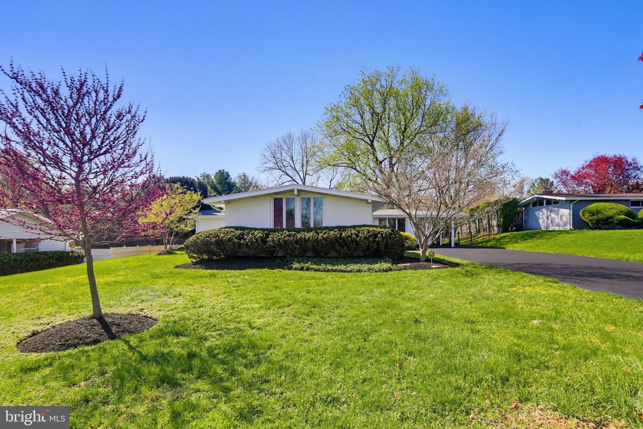 3415 Manor Hill Road Baltimore, MD 21208 - Photo 3 of 35 Gallery Image 3