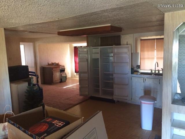 331 North Pima Benson, AZ 85602 - Photo 4 of 7 a living room with furniture