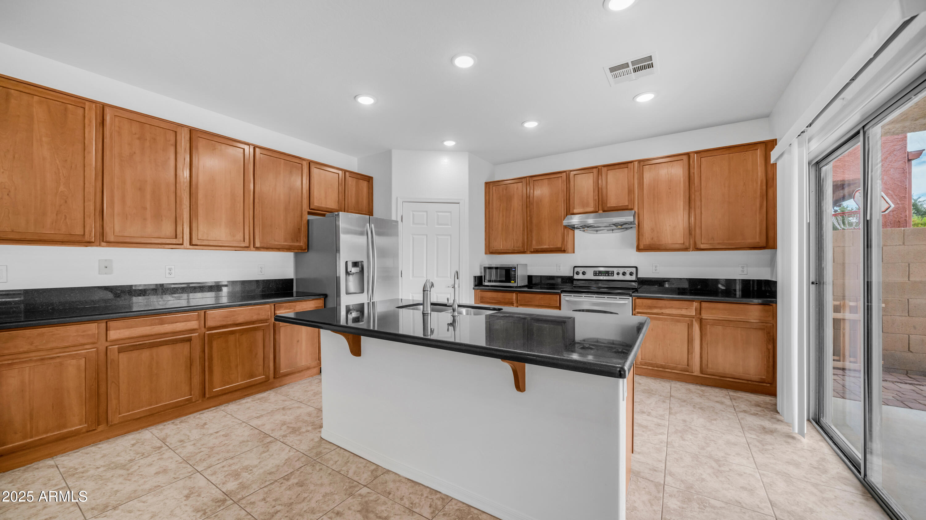 5131 West El Cortez Trail Phoenix, AZ 85083 - Photo 11 of 35 5131 W El Cortez Trl (10)